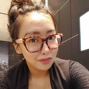 Meet your Posher, Serefina